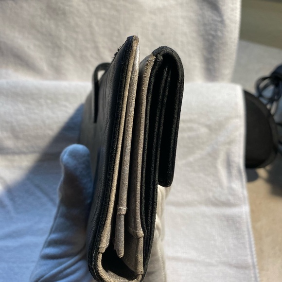 Chanel authentic vintage blk camellia long wallet - Picture 5 of 13